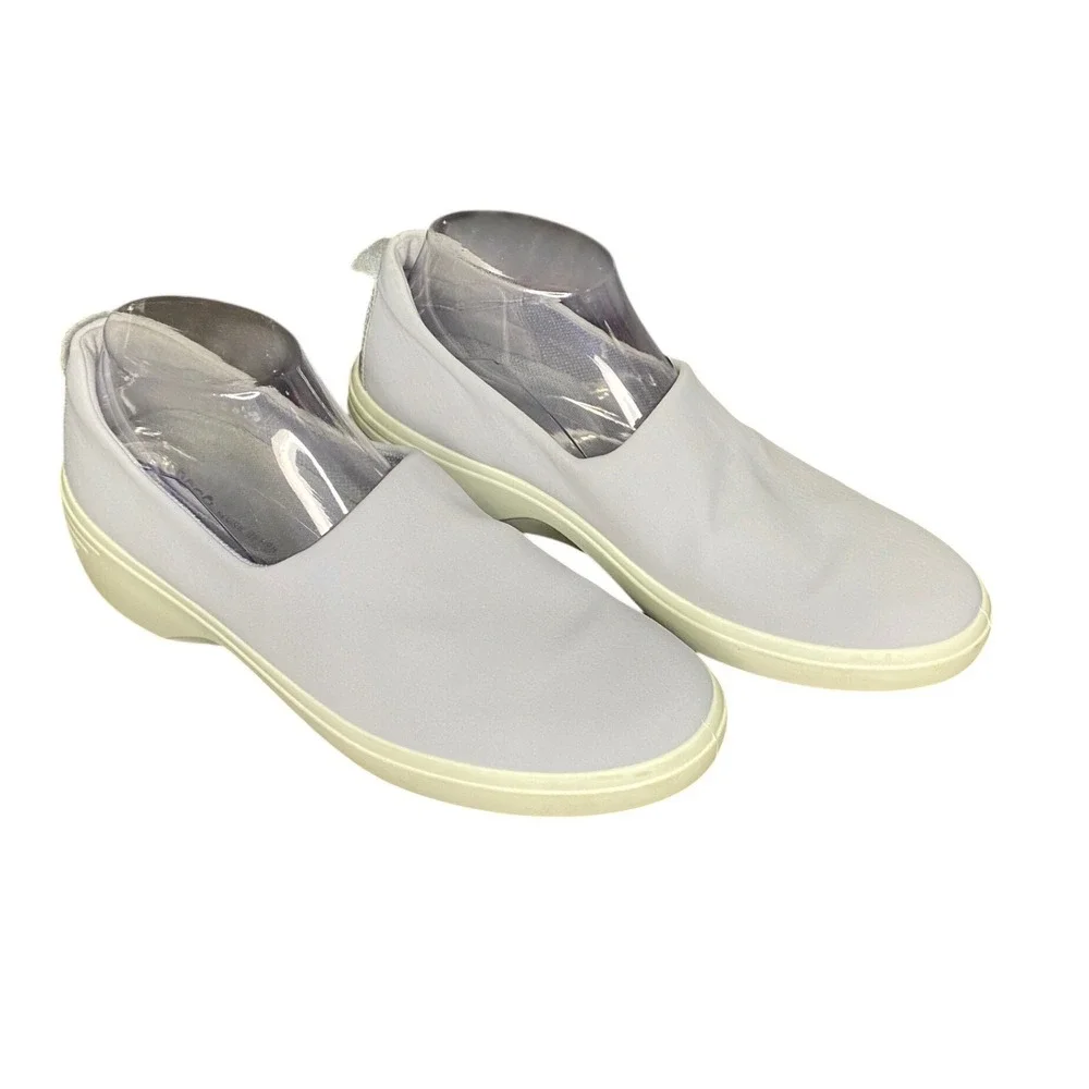 ECCO Danish Design Lavender Slip On Platform Sneakers Periwinkle Blue EU 39 US 8